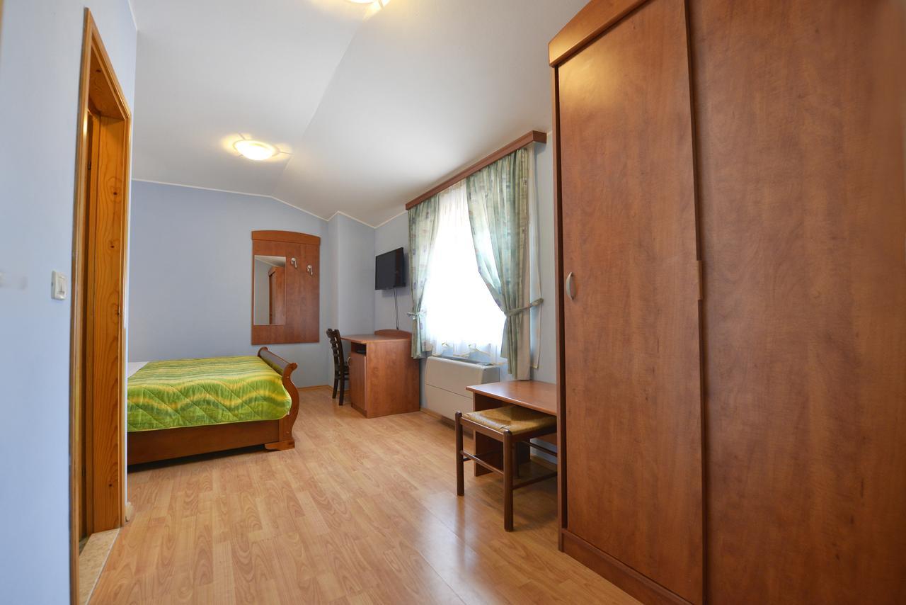 Seget  Bed And Breakfast Julia المظهر الخارجي الصورة